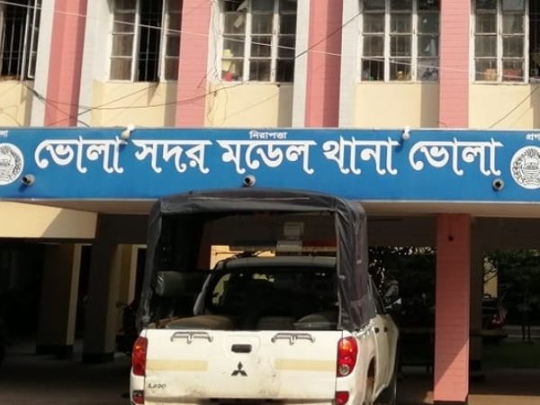 ভোলার শিবপুরে প্রবাসীর স্ত্রীকে কুপিয়ে হত্যা, শিশু সন্তান আহত