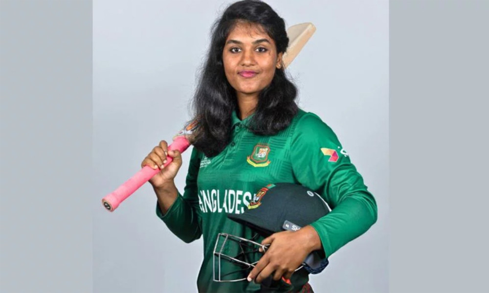 হকি ছেড়ে ২২ গজের ক্রিকেটে ফেরদৌস জয়িতা