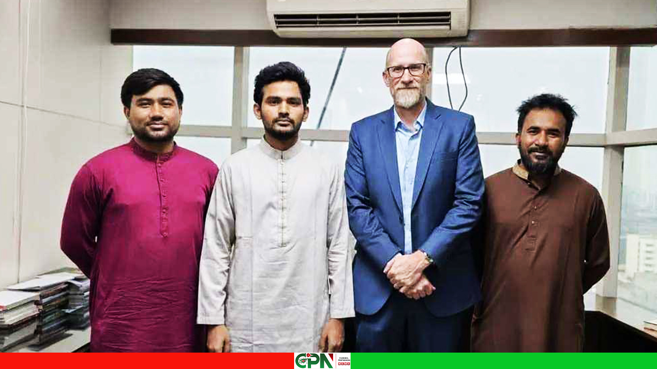 মার্কিন কূটনীতিক এনসিপির কার্যালয়ে