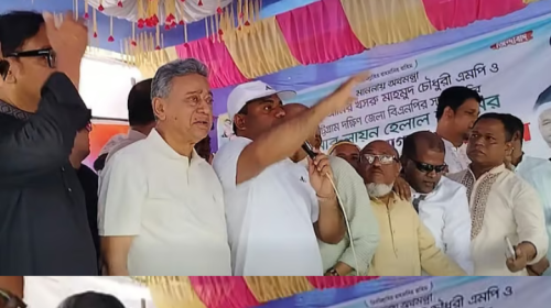 ভারসাম্য হারিয়ে ভেঙে পড়ল অর্থমন্ত্রীর ত্রাণ মঞ্চ