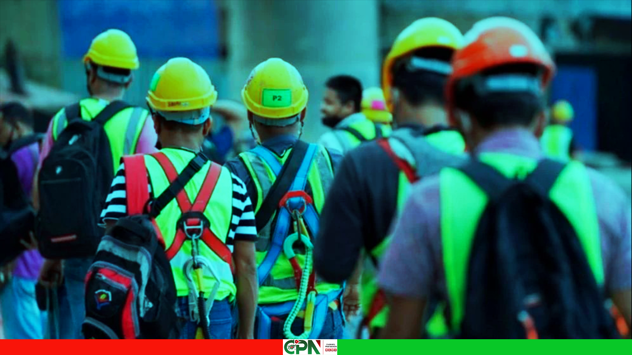 মালয়েশিয়ায় ন্যূনতম মজুরি বাড়িয়ে ২ হাজার রিঙ্গিত